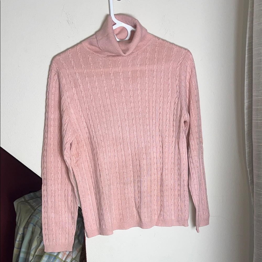Sutton/Studio Pink Silk Cashmere Cable Knit Turtleneck Sweater‎ M